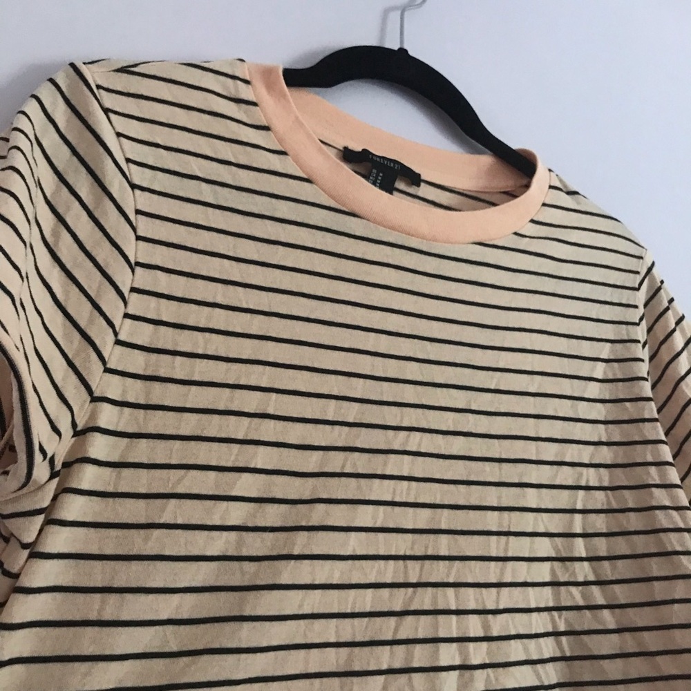 Forever 21 Cropped Short-Sleeved Shirt
